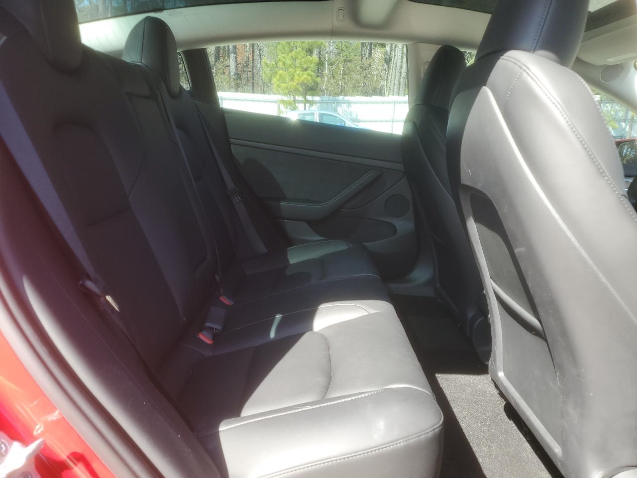 Photo 9 VIN: 5YJ3E1EA1PF703723 - TESLA MODEL 3 