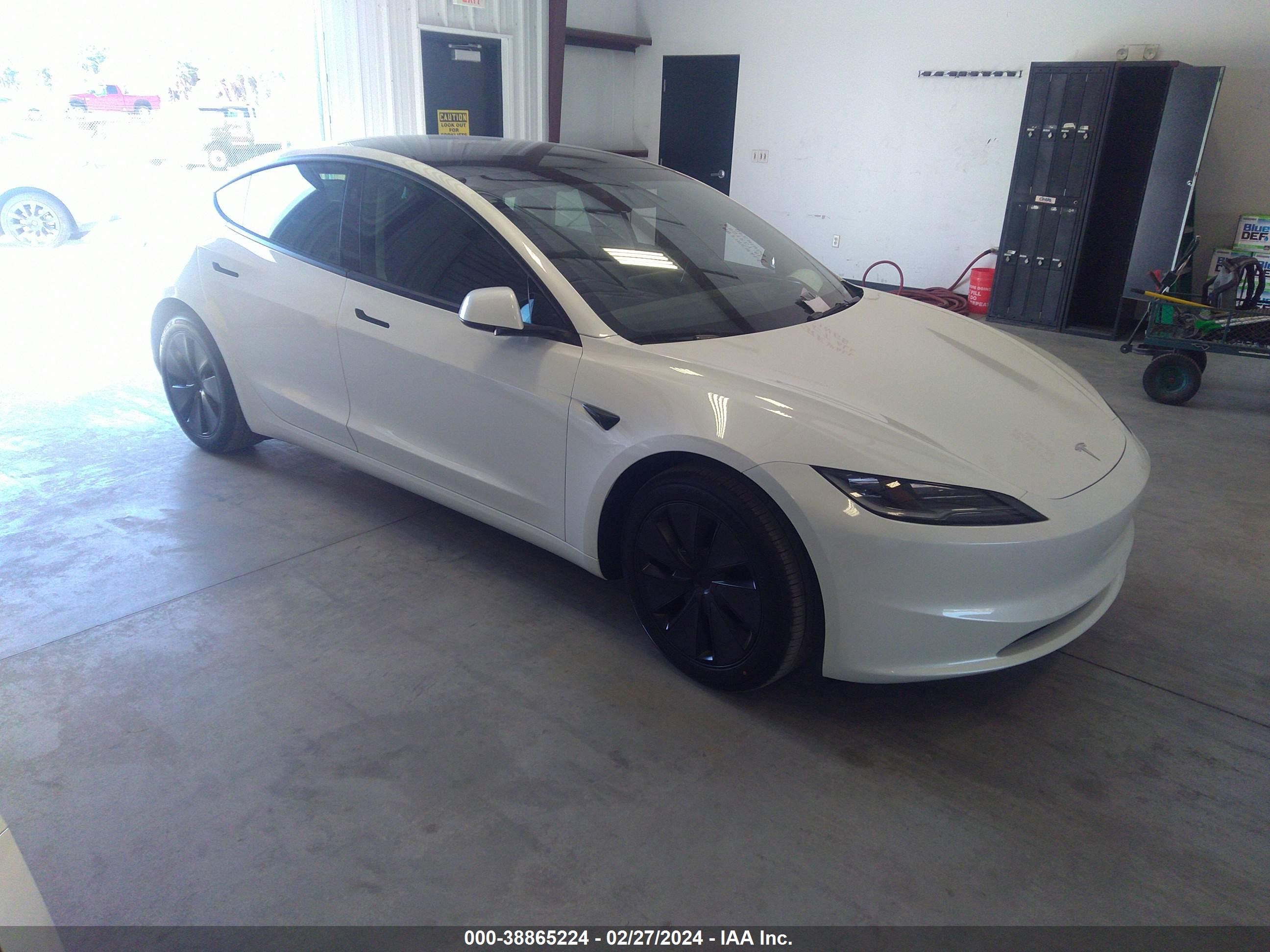 Photo 0 VIN: 5YJ3E1EA1RF722405 - TESLA MODEL 3 