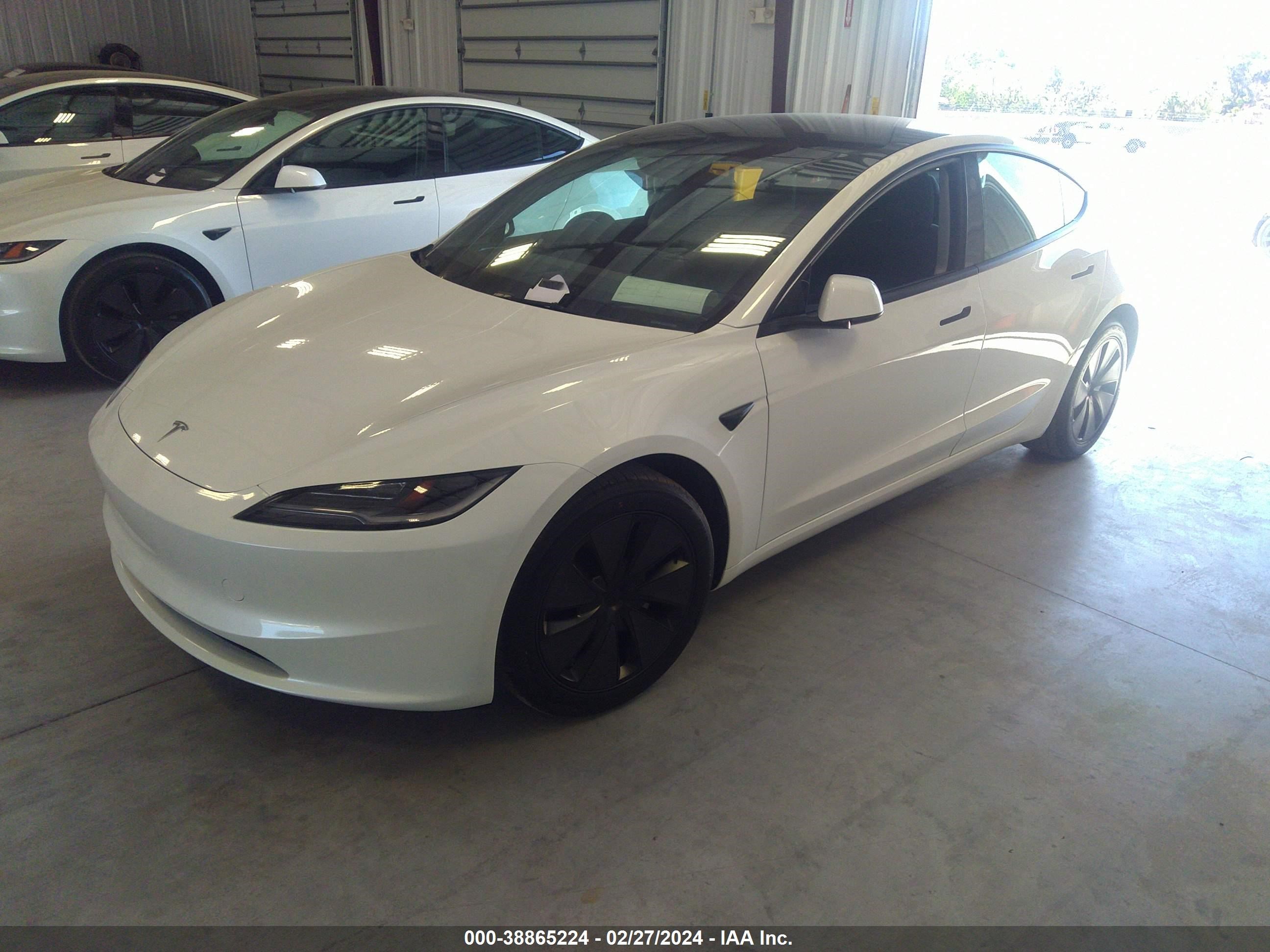 Photo 1 VIN: 5YJ3E1EA1RF722405 - TESLA MODEL 3 