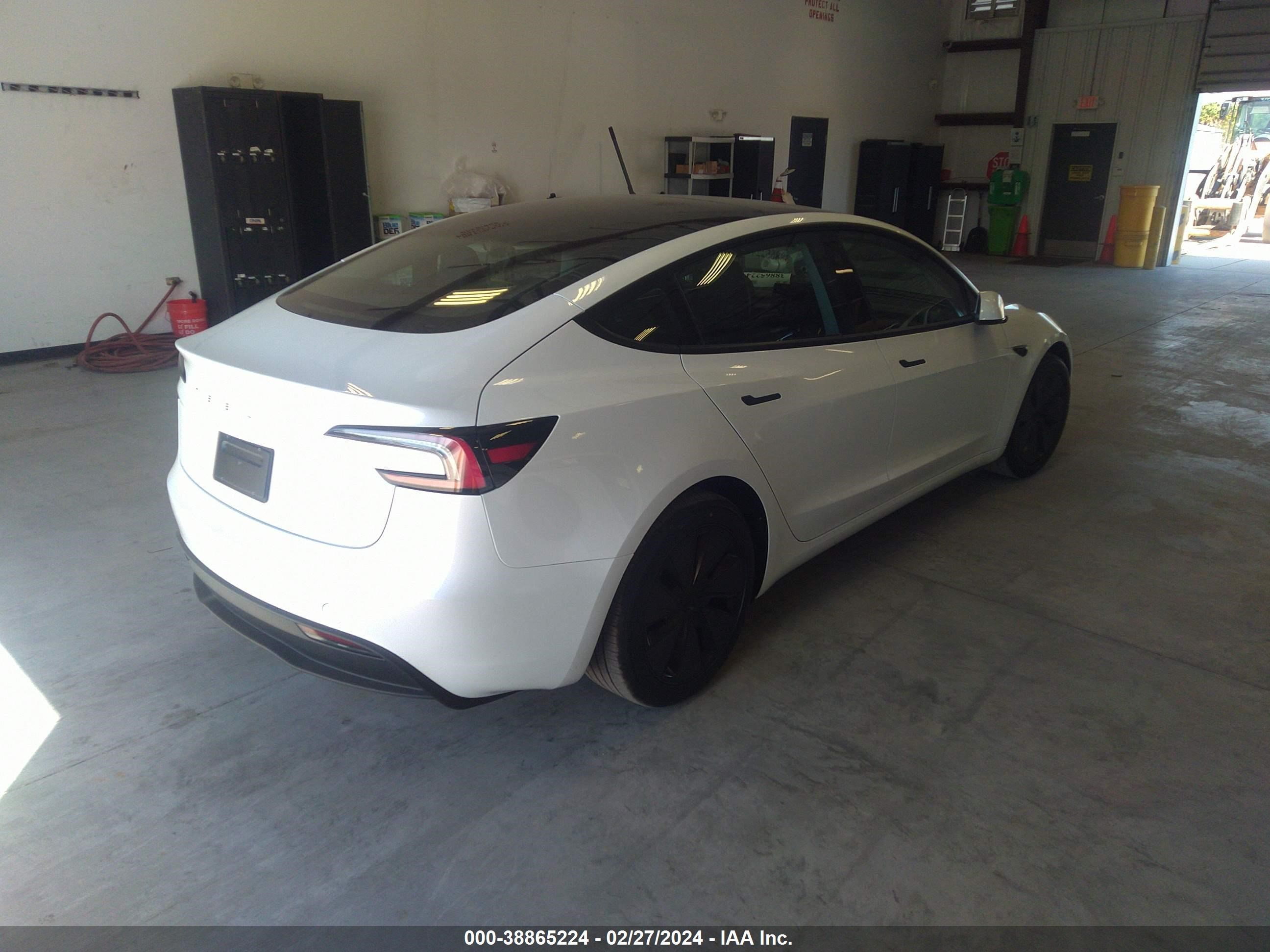 Photo 3 VIN: 5YJ3E1EA1RF722405 - TESLA MODEL 3 