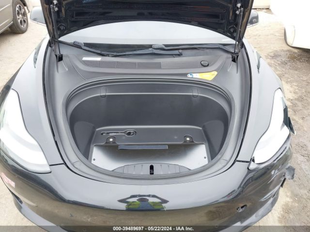 Photo 9 VIN: 5YJ3E1EA2JF002681 - TESLA MODEL 3 