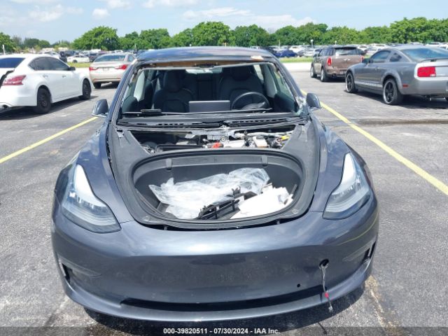 Photo 5 VIN: 5YJ3E1EA2JF005161 - TESLA MODEL 3 