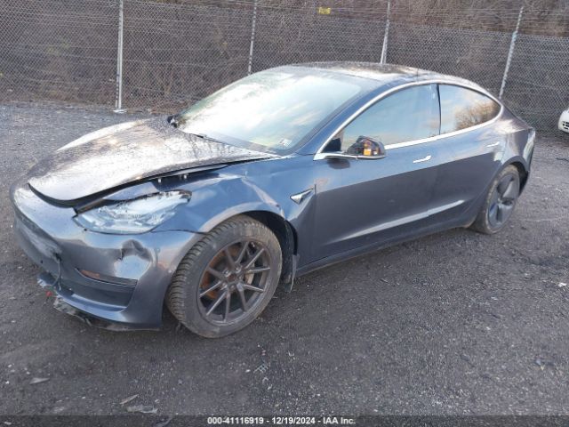 Photo 1 VIN: 5YJ3E1EA2JF028231 - TESLA MODEL 3 