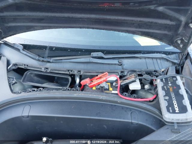 Photo 9 VIN: 5YJ3E1EA2JF028231 - TESLA MODEL 3 