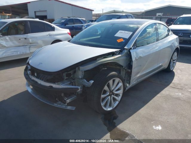 Photo 5 VIN: 5YJ3E1EA2JF031114 - TESLA MODEL 3 