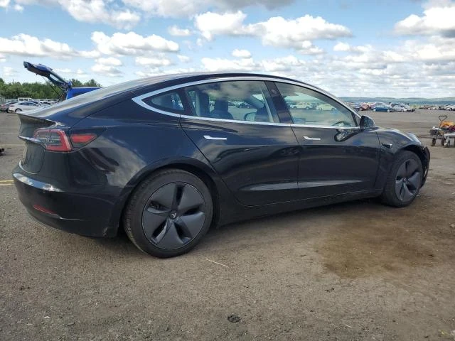 Photo 2 VIN: 5YJ3E1EA2JF034269 - TESLA MODEL 3 