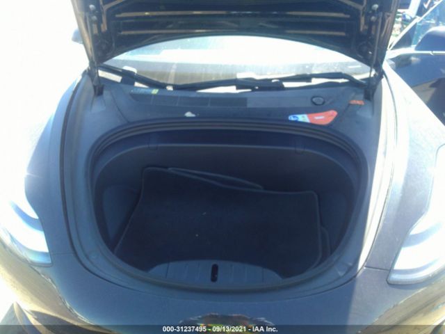 Photo 9 VIN: 5YJ3E1EA2JF047815 - TESLA MODEL 3 