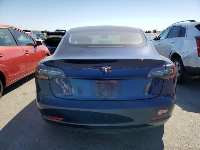 Photo 5 VIN: 5YJ3E1EA2JF050634 - TESLA MODEL 3 