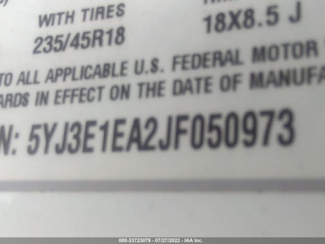 Photo 8 VIN: 5YJ3E1EA2JF050973 - TESLA MODEL 3 