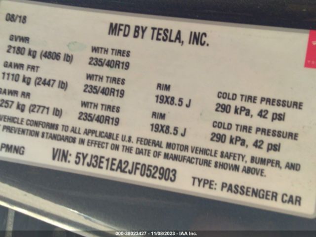 Photo 8 VIN: 5YJ3E1EA2JF052903 - TESLA MODEL 3 