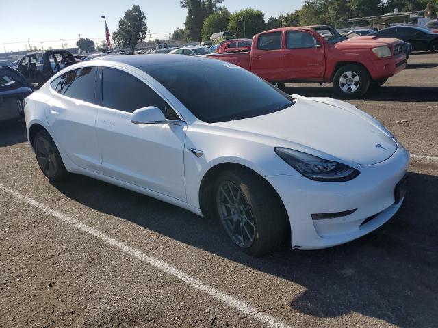 Photo 3 VIN: 5YJ3E1EA2JF069975 - TESLA MODEL 3 