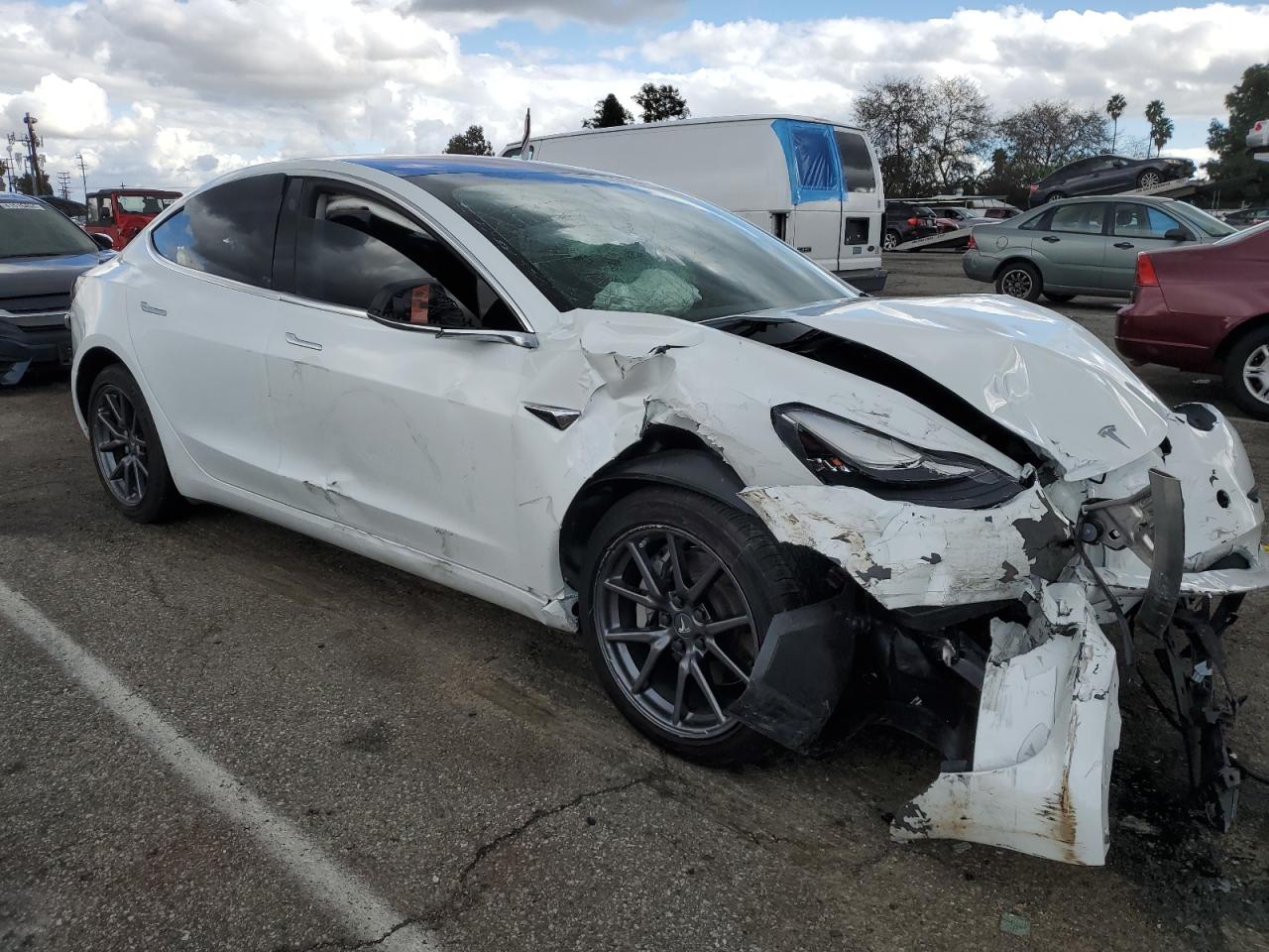 Photo 3 VIN: 5YJ3E1EA2JF098750 - TESLA MODEL 3 