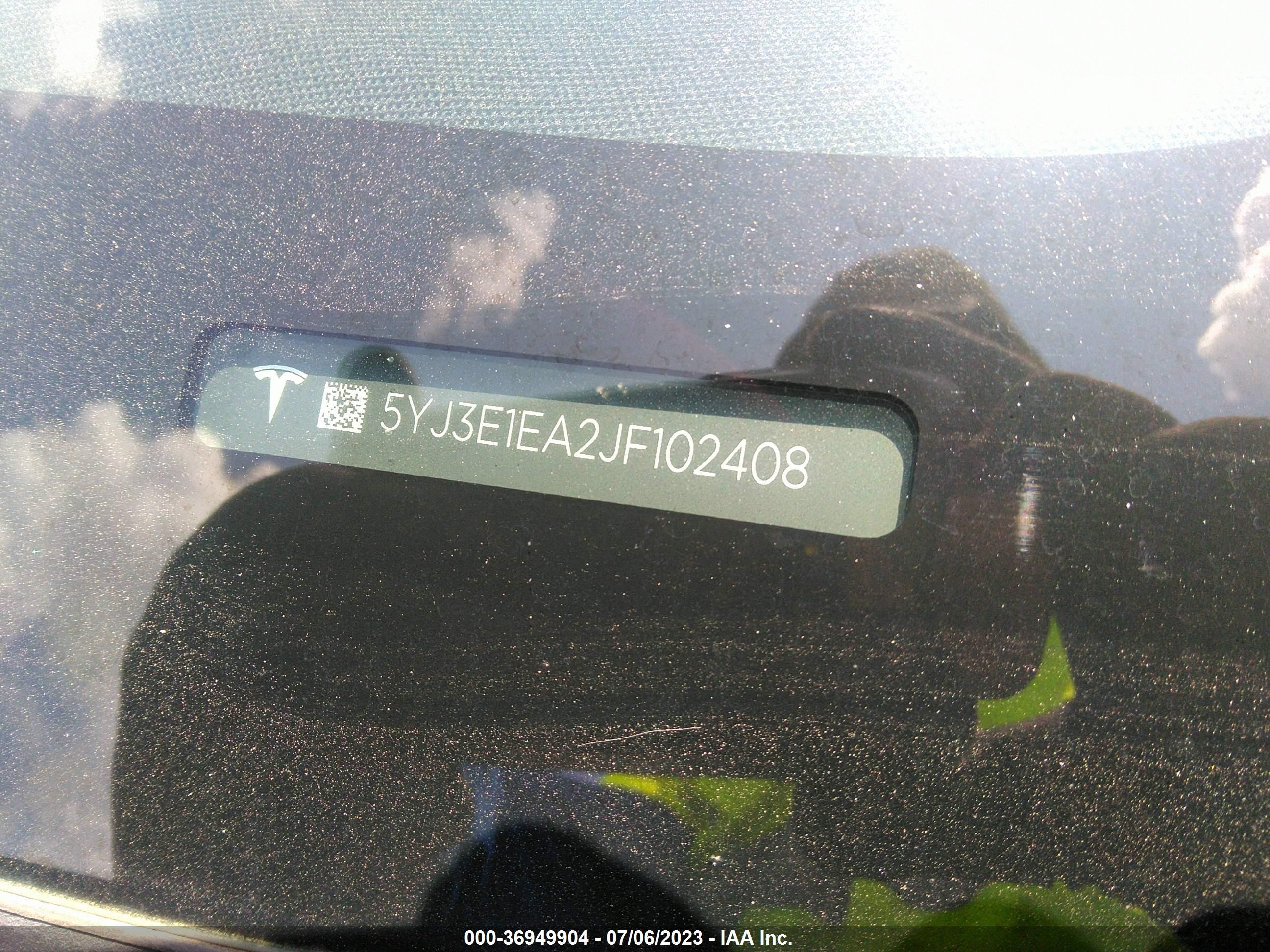 Photo 8 VIN: 5YJ3E1EA2JF102408 - TESLA MODEL 3 