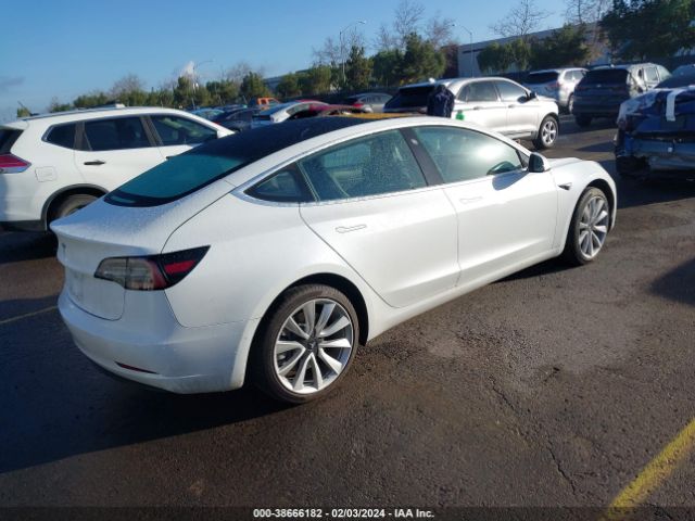 Photo 3 VIN: 5YJ3E1EA2JF108242 - TESLA MODEL 3 