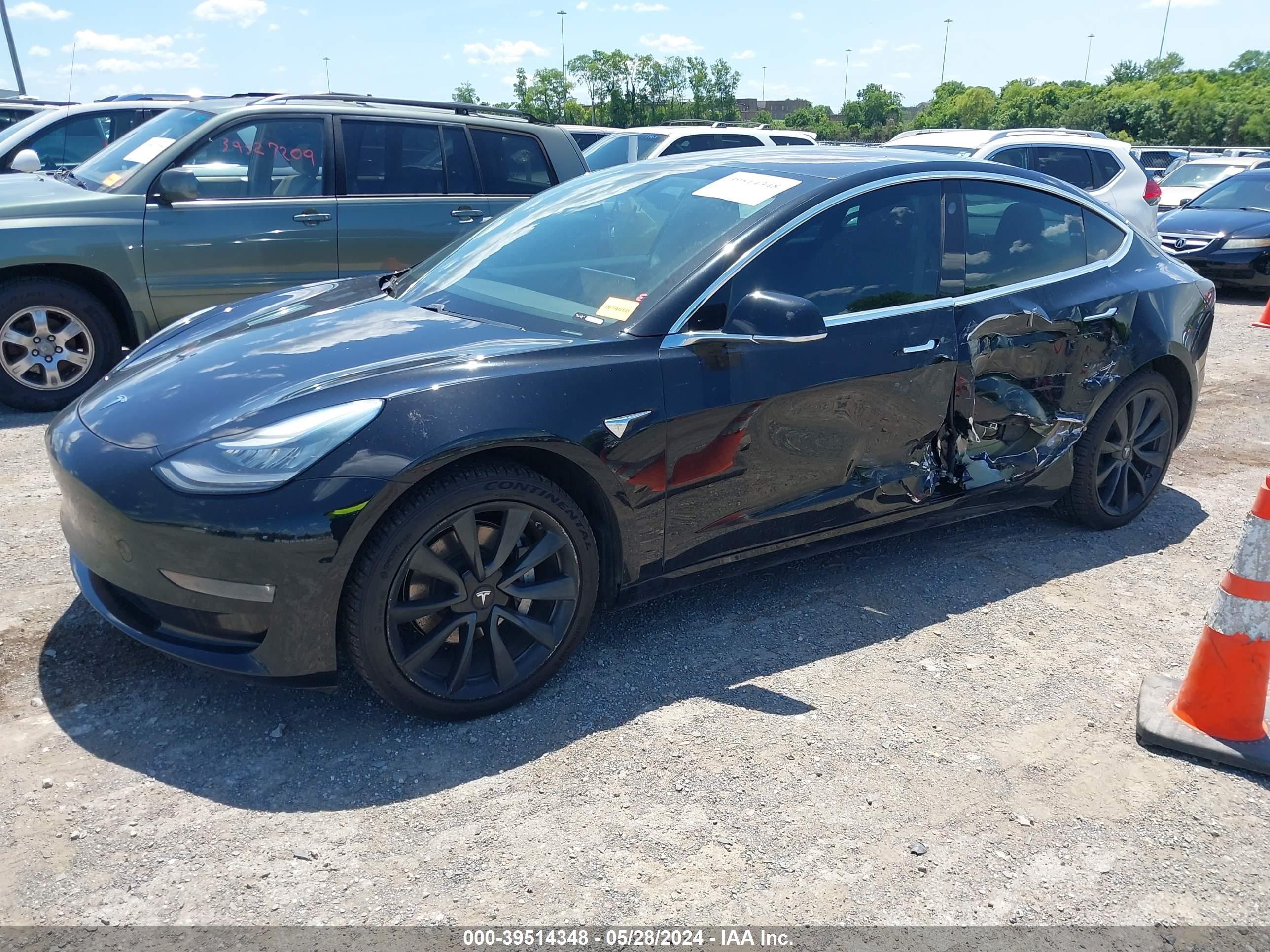 Photo 1 VIN: 5YJ3E1EA2KF305977 - TESLA MODEL 3 