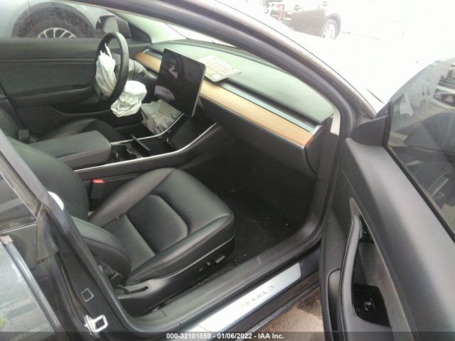 Photo 4 VIN: 5YJ3E1EA2KF308295 - TESLA MODEL 3 