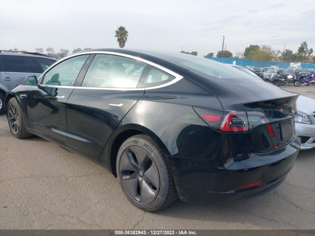 Photo 2 VIN: 5YJ3E1EA2KF314923 - TESLA MODEL 3 