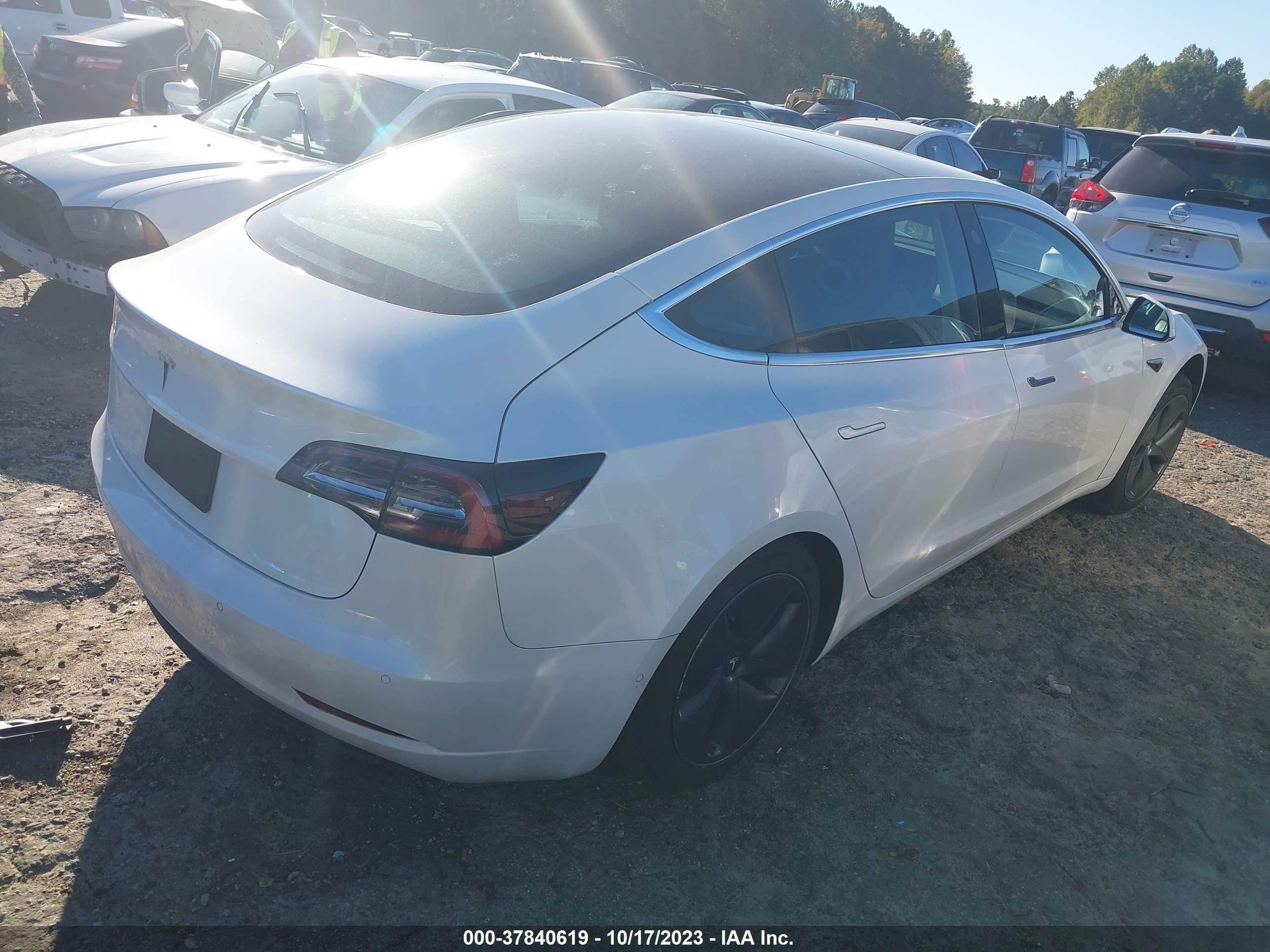 Photo 3 VIN: 5YJ3E1EA2LF505047 - TESLA MODEL 3 