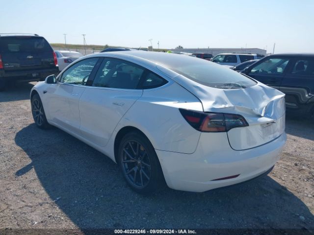 Photo 2 VIN: 5YJ3E1EA2LF658768 - TESLA MODEL 3 