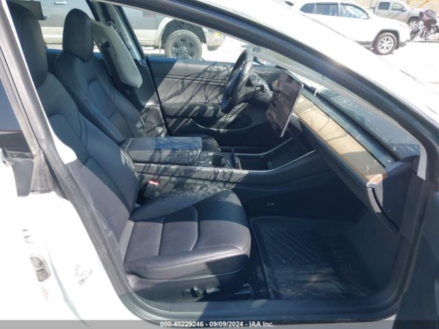 Photo 4 VIN: 5YJ3E1EA2LF658768 - TESLA MODEL 3 