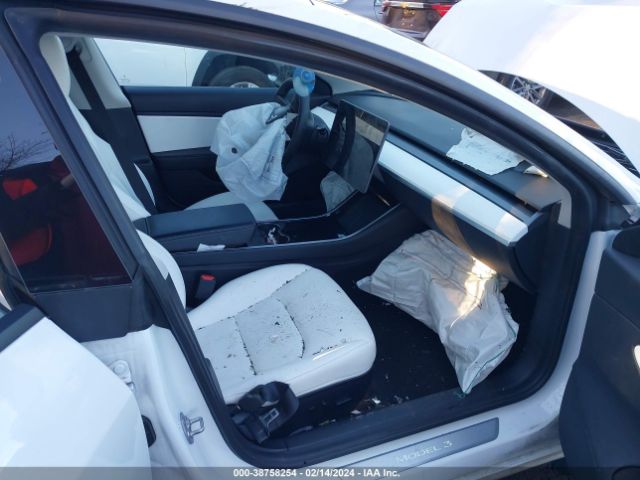 Photo 4 VIN: 5YJ3E1EA2LF797864 - TESLA MODEL 3 