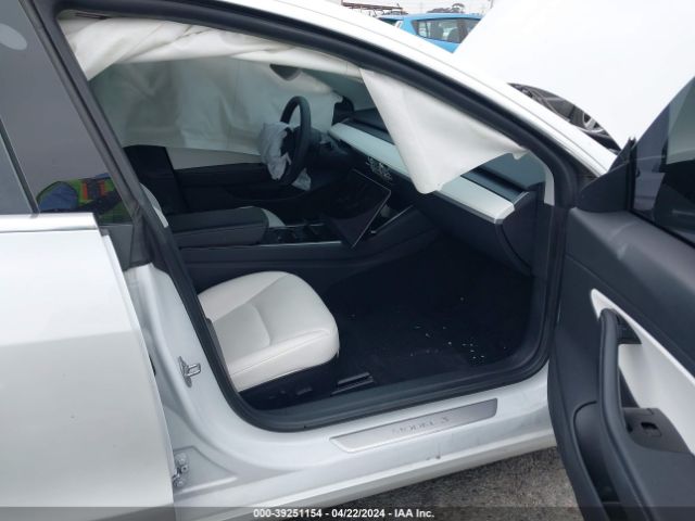 Photo 4 VIN: 5YJ3E1EA2LF806899 - TESLA MODEL 3 