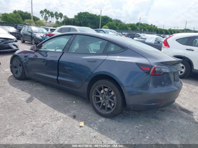 Photo 2 VIN: 5YJ3E1EA2MF027939 - TESLA MODEL 3 