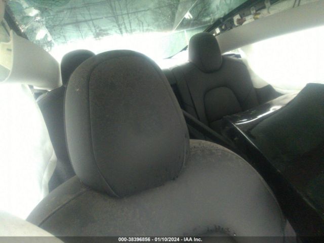 Photo 7 VIN: 5YJ3E1EA2MF031151 - TESLA MODEL 3 