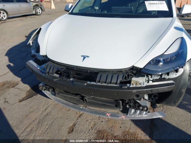 Photo 5 VIN: 5YJ3E1EA2MF051383 - TESLA MODEL 3 