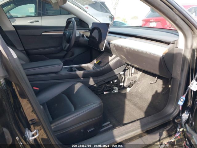 Photo 4 VIN: 5YJ3E1EA2MF066594 - TESLA MODEL 3 