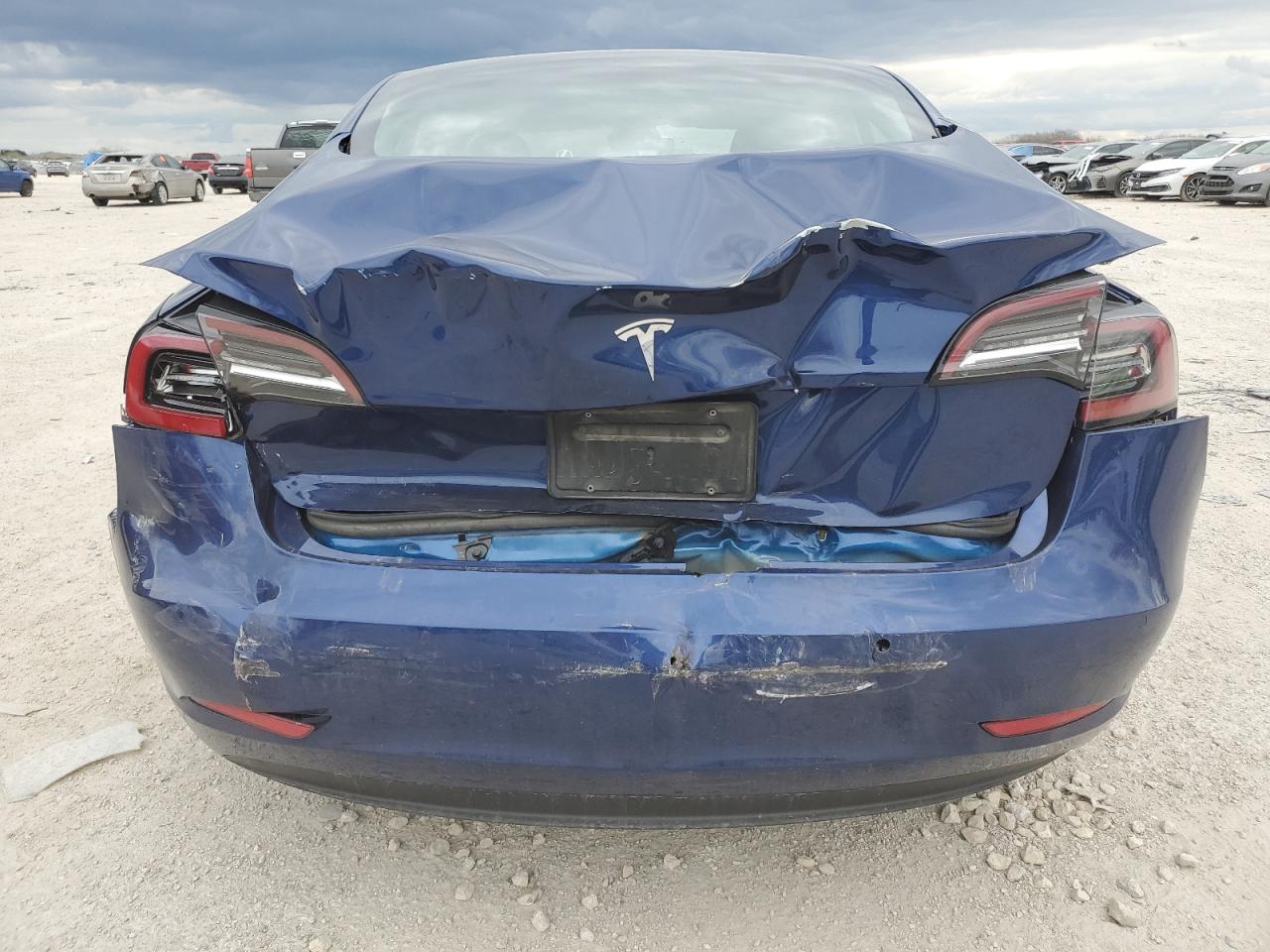 Photo 5 VIN: 5YJ3E1EA2MF088949 - TESLA MODEL 3 