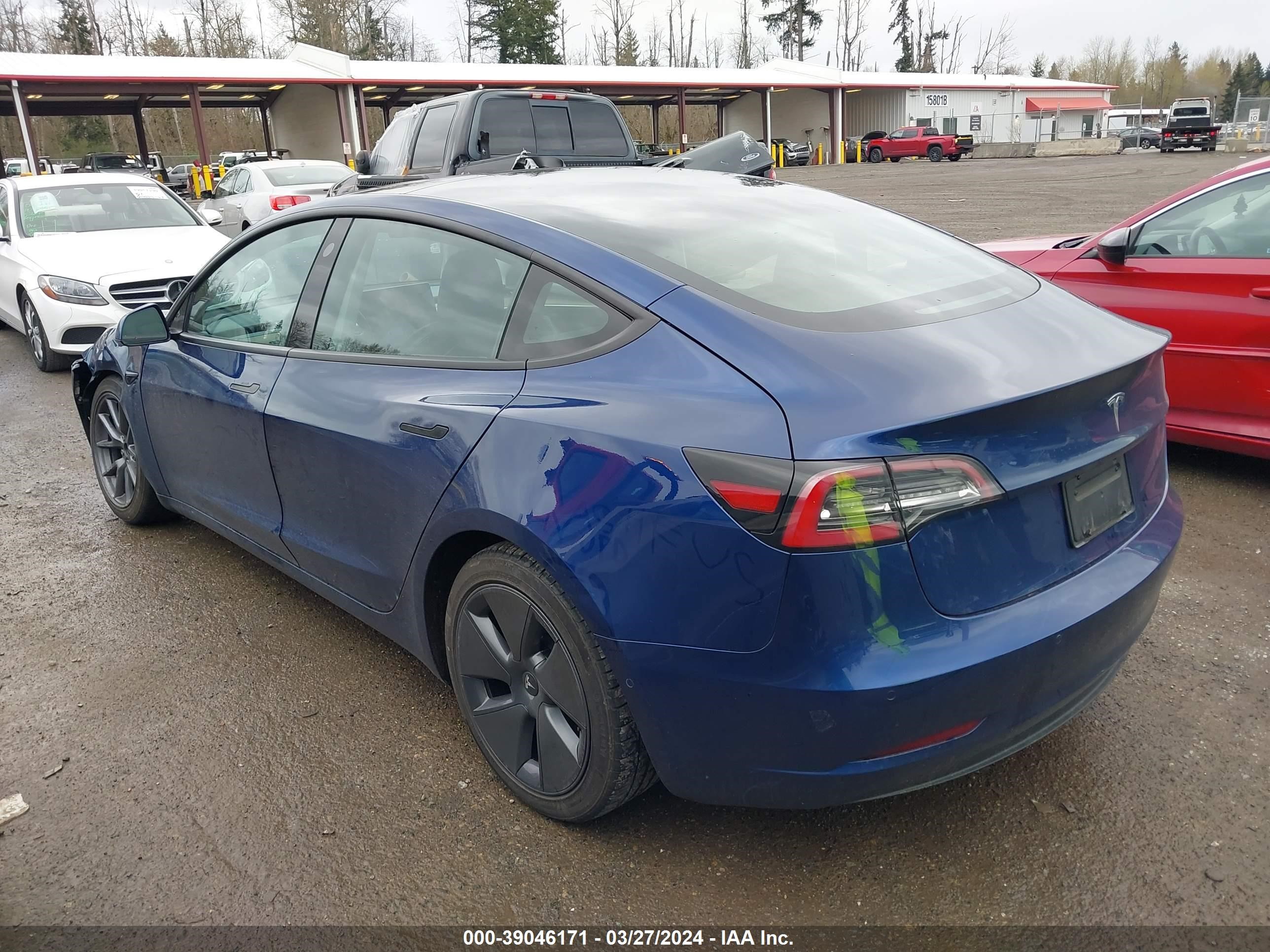 Photo 2 VIN: 5YJ3E1EA2MF091785 - TESLA MODEL 3 