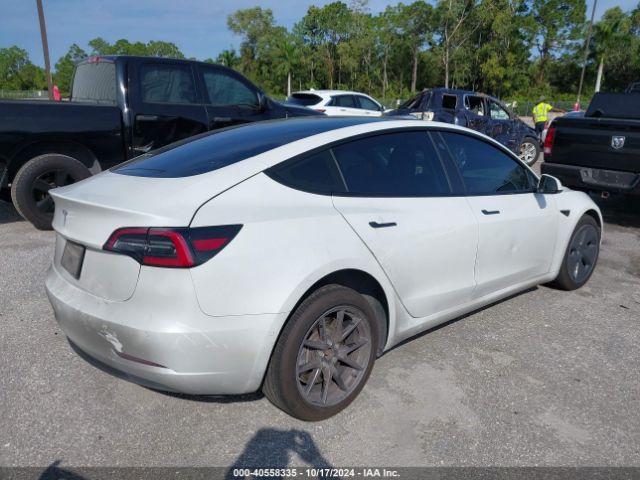 Photo 3 VIN: 5YJ3E1EA2MF921195 - TESLA MODEL 3 