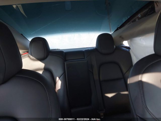 Photo 7 VIN: 5YJ3E1EA2NF142929 - TESLA MODEL 3 