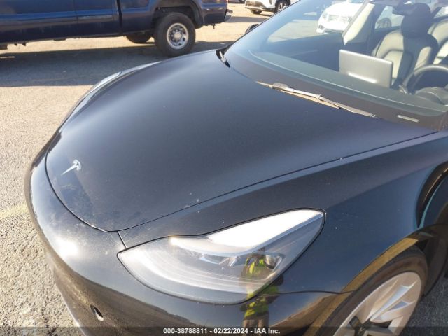 Photo 9 VIN: 5YJ3E1EA2NF142929 - TESLA MODEL 3 