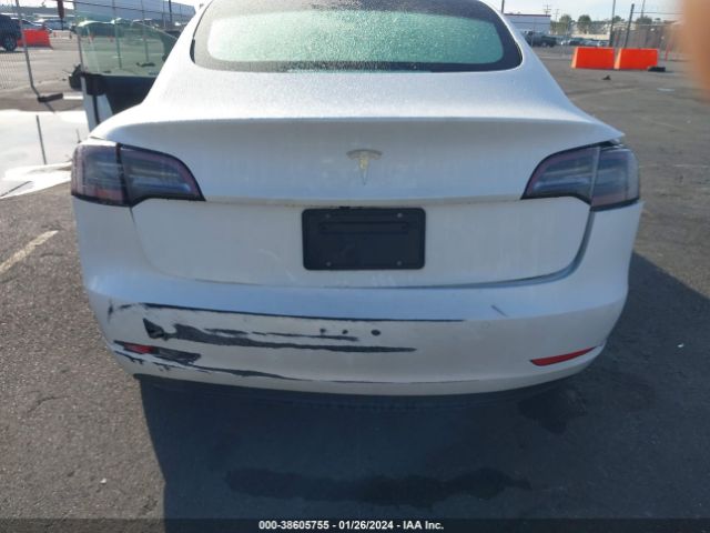 Photo 5 VIN: 5YJ3E1EA2NF170407 - TESLA MODEL 3 