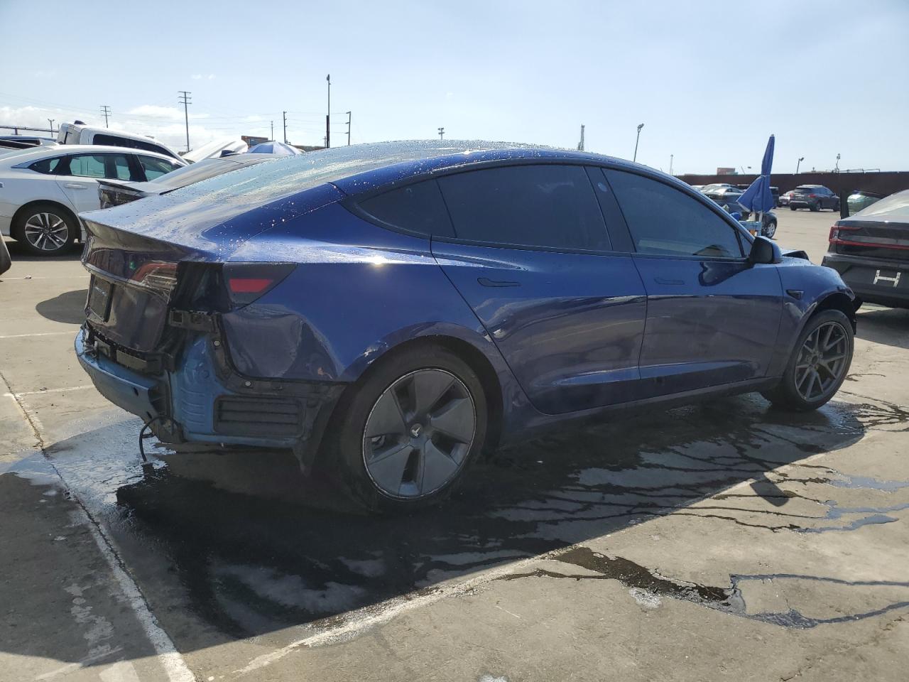 Photo 2 VIN: 5YJ3E1EA2NF288859 - TESLA MODEL 3 