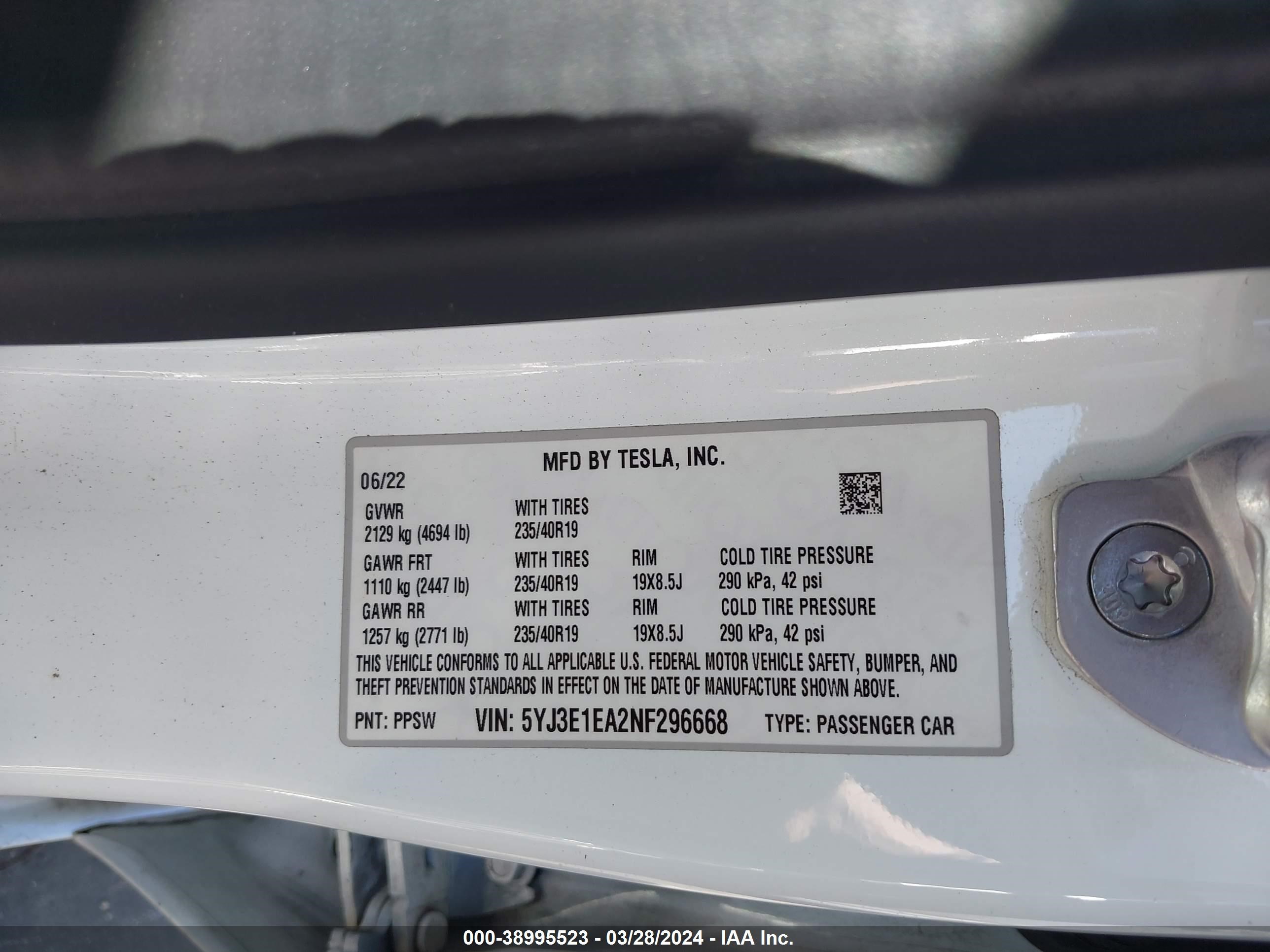 Photo 8 VIN: 5YJ3E1EA2NF296668 - TESLA MODEL 3 