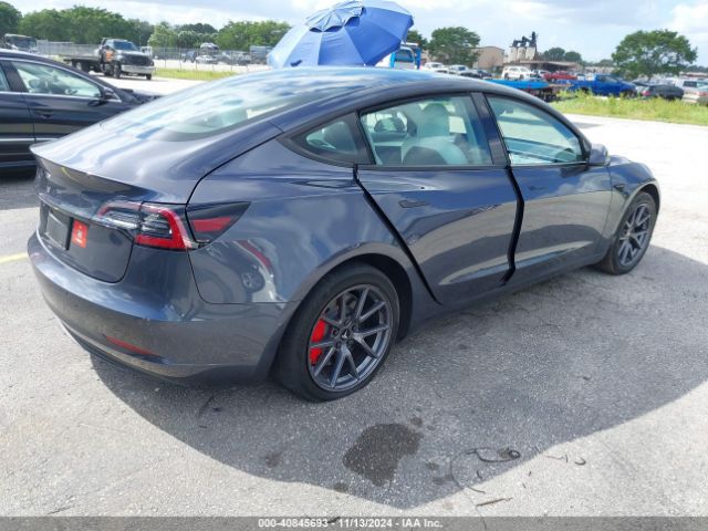 Photo 3 VIN: 5YJ3E1EA2NF328423 - TESLA MODEL 3 