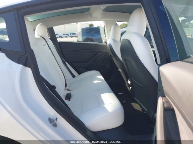 Photo 7 VIN: 5YJ3E1EA2NF330320 - TESLA MODEL 3 