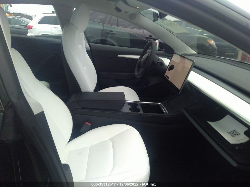 Photo 4 VIN: 5YJ3E1EA2PF383103 - TESLA MODEL 3 