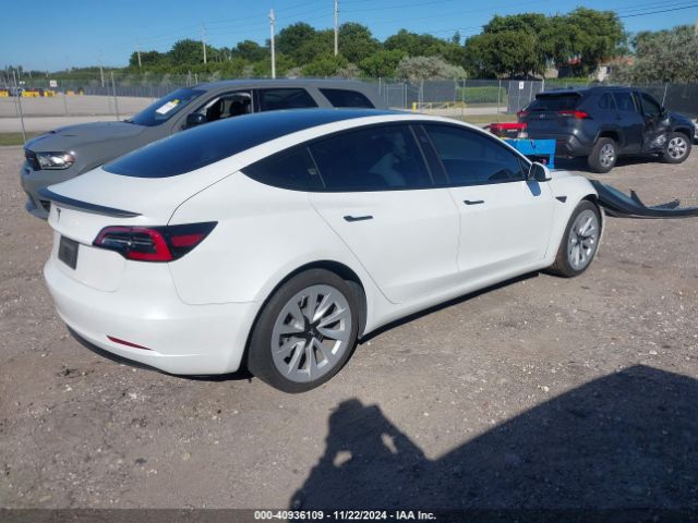 Photo 3 VIN: 5YJ3E1EA2PF398183 - TESLA MODEL 3 