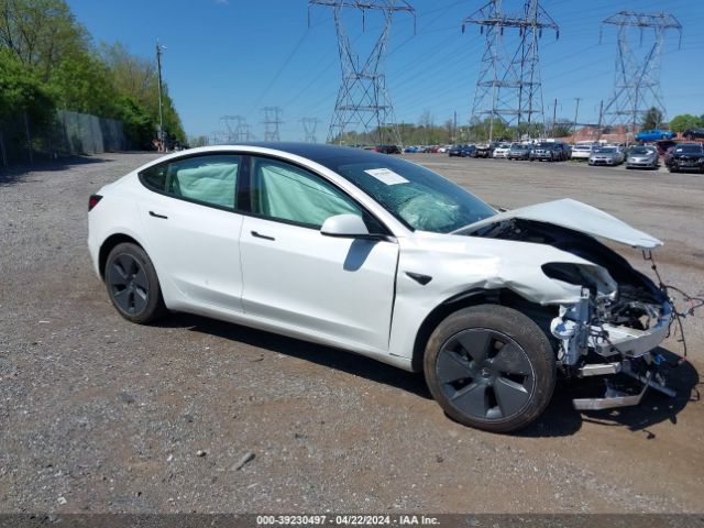 Photo 0 VIN: 5YJ3E1EA2PF402829 - TESLA MODEL 3 