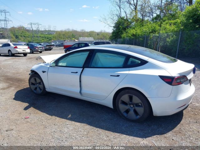 Photo 2 VIN: 5YJ3E1EA2PF402829 - TESLA MODEL 3 