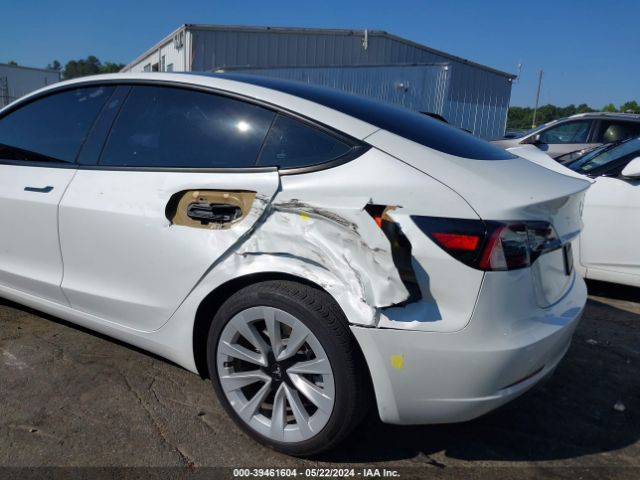 Photo 5 VIN: 5YJ3E1EA2PF553217 - TESLA MODEL 3 