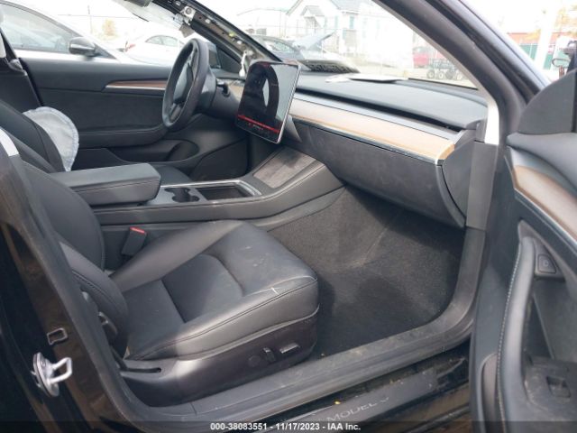 Photo 4 VIN: 5YJ3E1EA2PF556456 - TESLA MODEL 3 