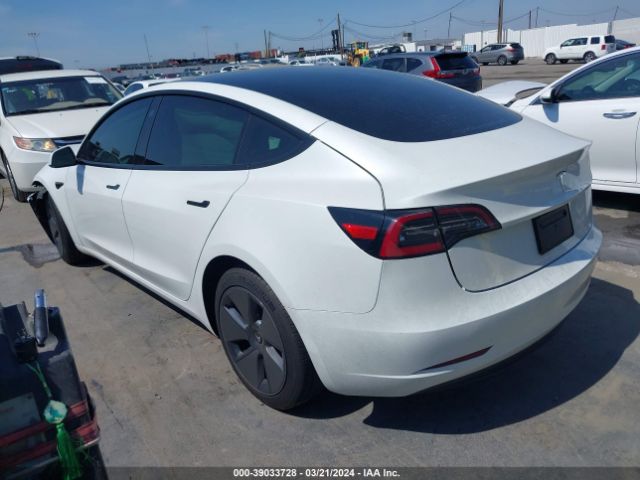 Photo 2 VIN: 5YJ3E1EA2PF557428 - TESLA MODEL 3 