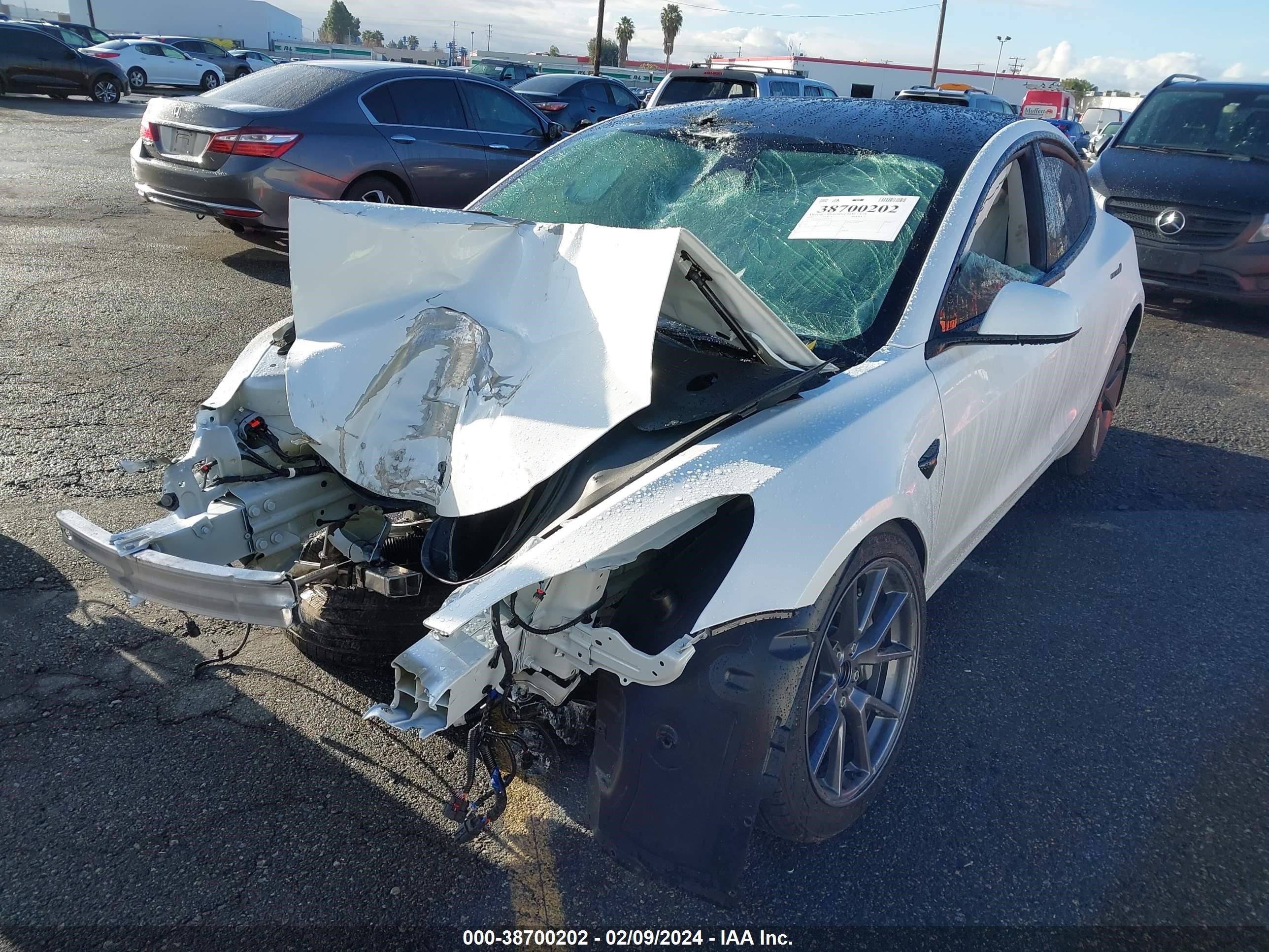 Photo 1 VIN: 5YJ3E1EA2PF579574 - TESLA MODEL 3 