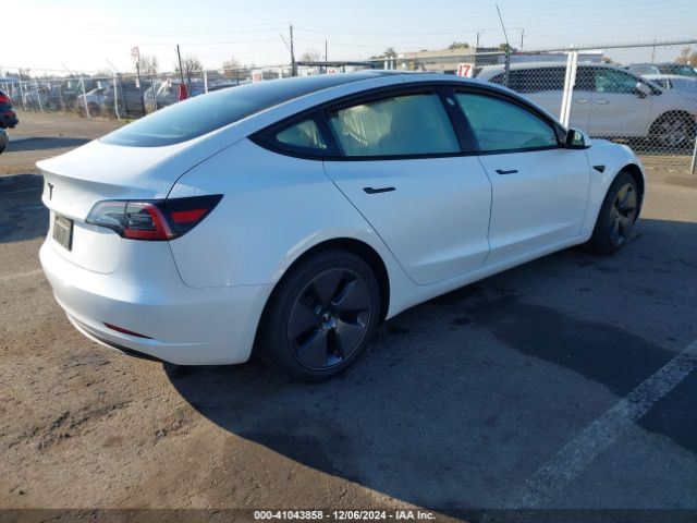 Photo 3 VIN: 5YJ3E1EA2PF582331 - TESLA MODEL 3 