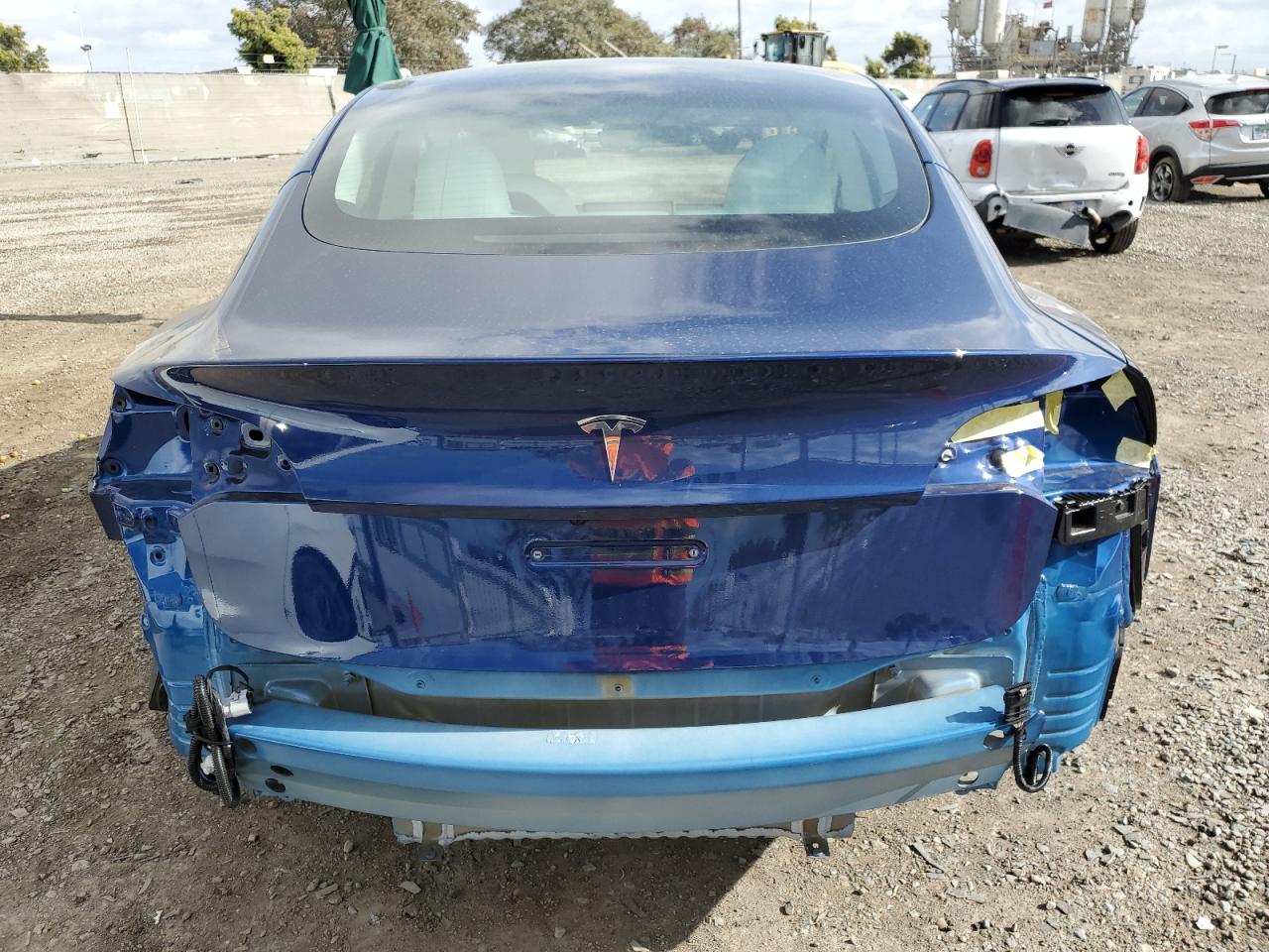 Photo 5 VIN: 5YJ3E1EA2PF582880 - TESLA MODEL 3 